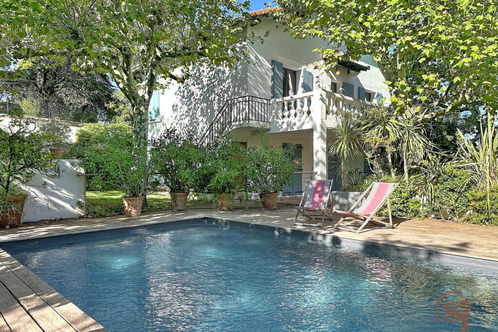 Maison avec piscine et jardin gérée en location courte durée par Séjour Conciergerie